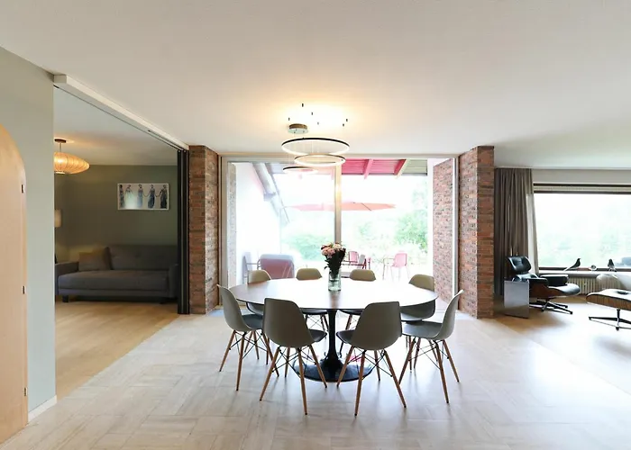 Schatzhauser | Sauna & Wellness | Grosser Eingezaeunter *